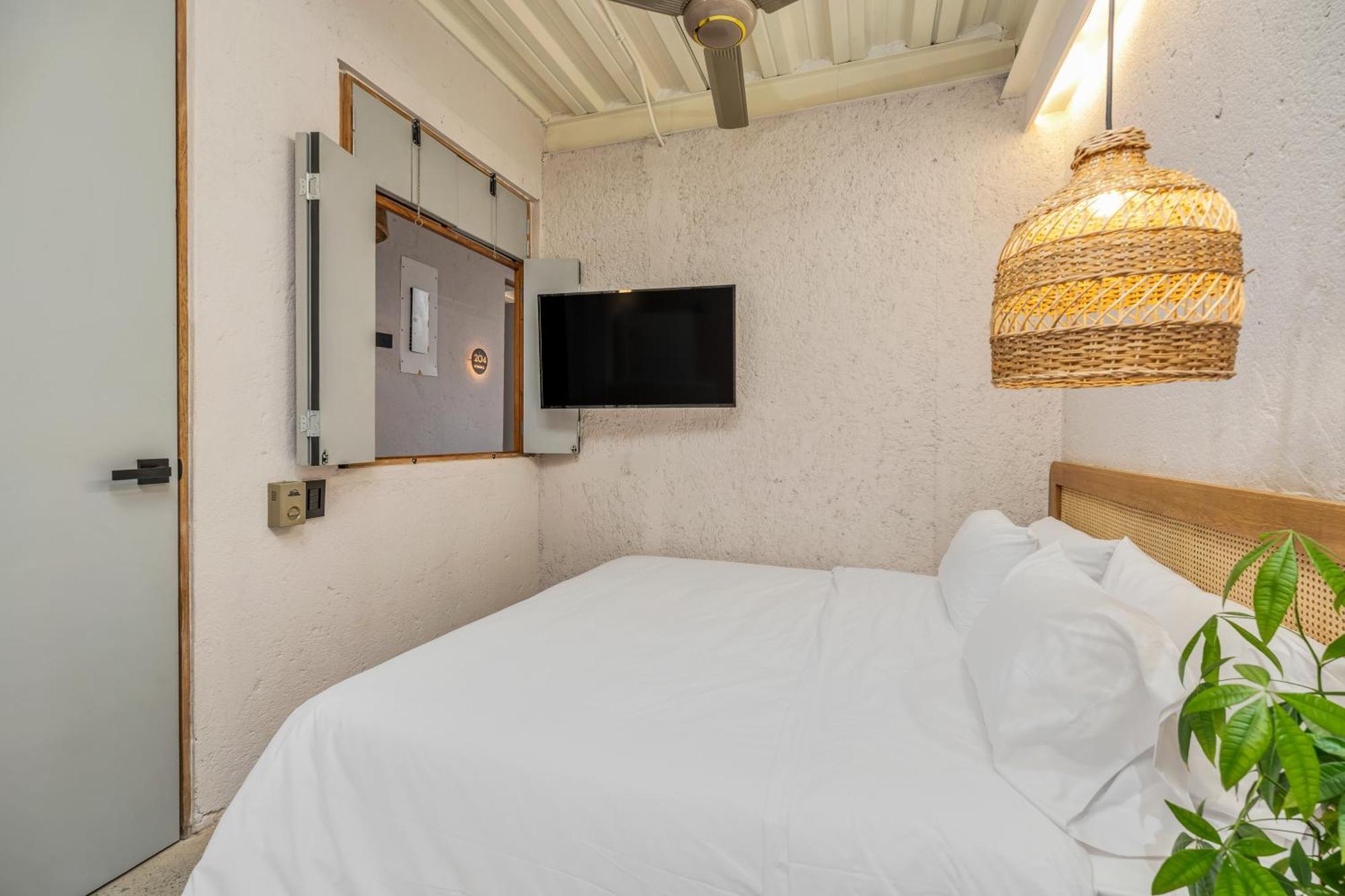 Botanica Casa Hotel Manila By Housy Host Μεντεγίν Εξωτερικό φωτογραφία